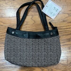 Thirty-One Black and White Chevron Shoulder Bag